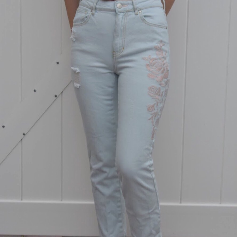 PacSun Kendall & Kylie Embroidered Mom Jeans